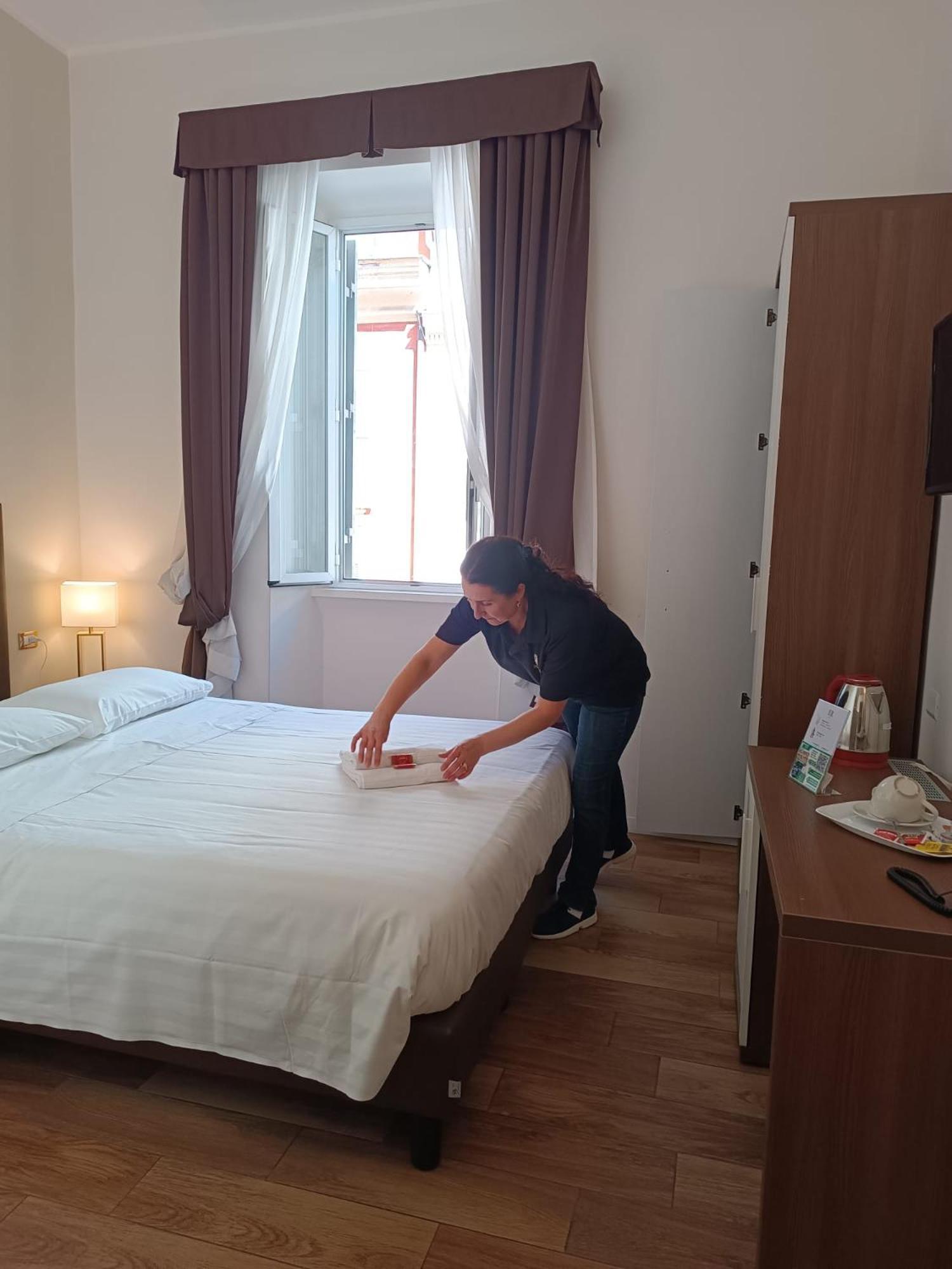 Elegant - Bed and breakfast Roma